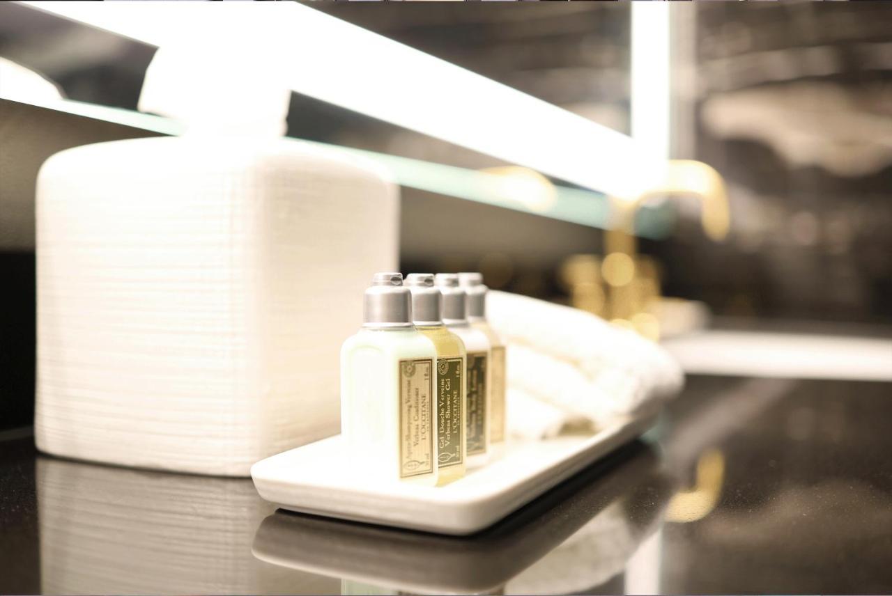 Azur Legacy Collection Hotel Vancouver Ngoại thất bức ảnh